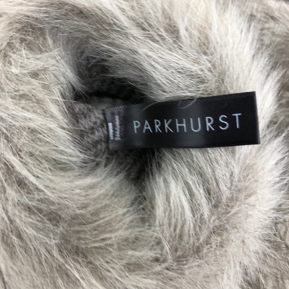 Parkhurst three piece faux fur set, gloves, scarf and head warmer - Picture 8 of 8